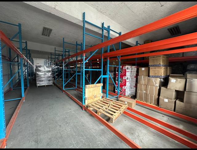1,200M² WAREHOUSE TO LET IN BARBEQUE DOWNS